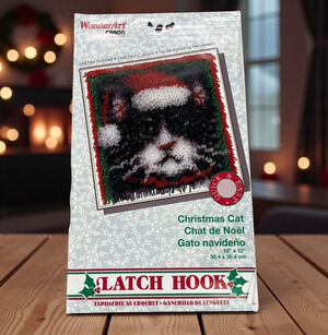 NEW VTG WonderArt Christmas Cat Latch Hook Kit W/Hook Tool #4695 Christmas Decor